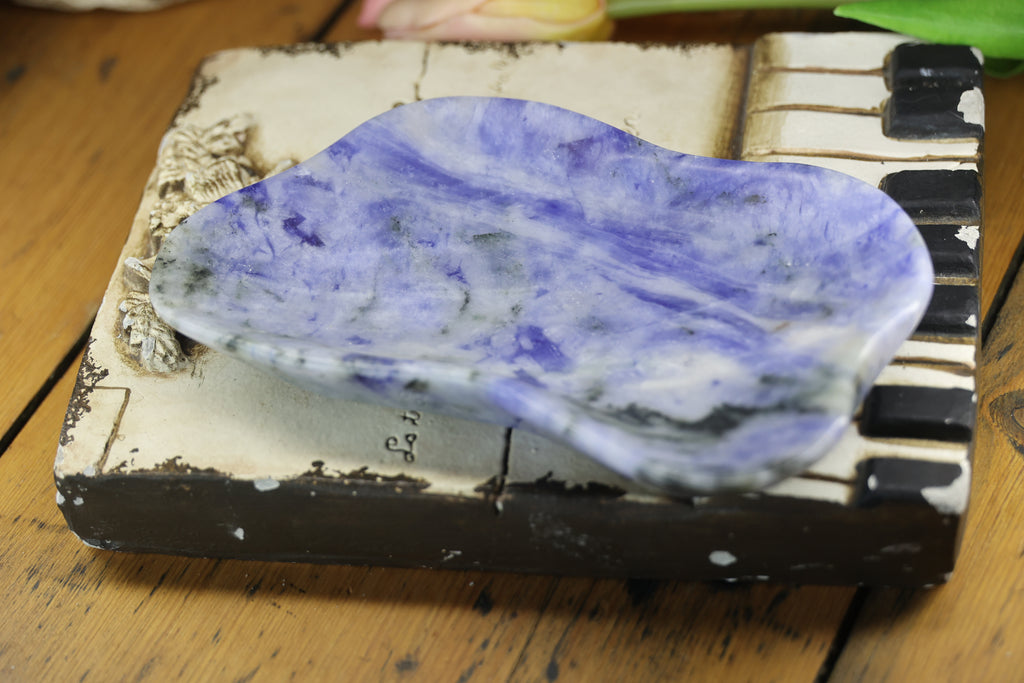 Sodalite bowl