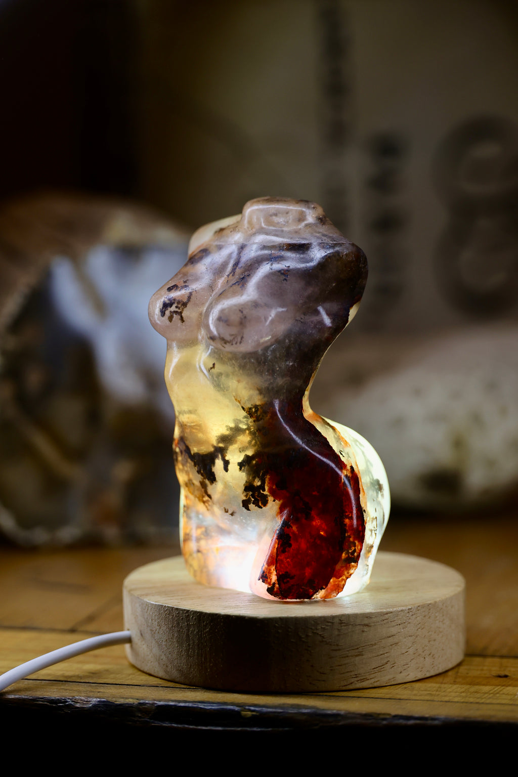 Dendritic Fluorite Lady Body Carving