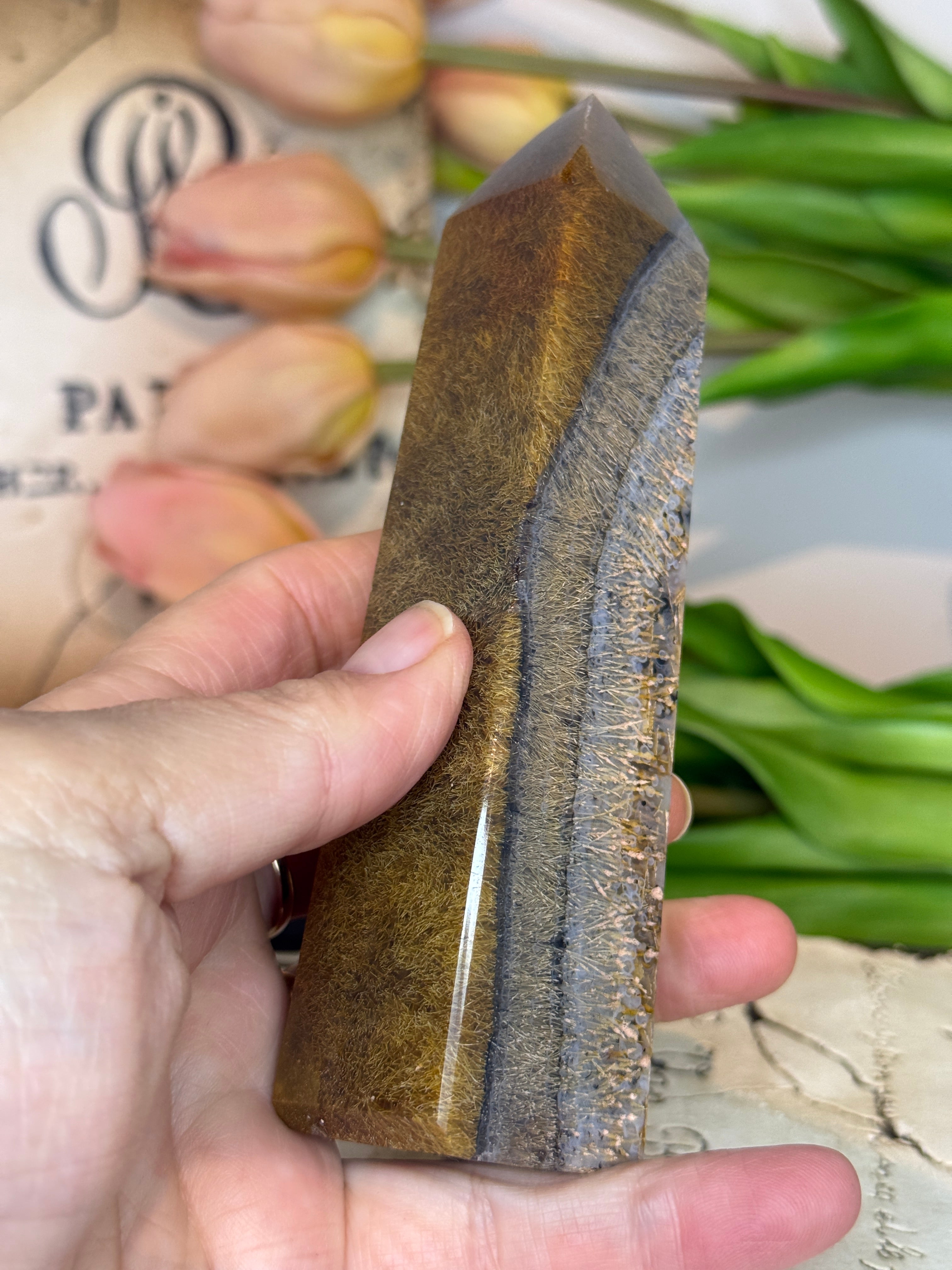 Rabbit Hair Agate Tower